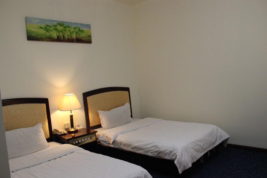 Super 8 Beijing Yizhuang Tianbao Hotel Ruang foto